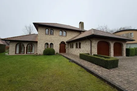  Loué Dikkelvenne