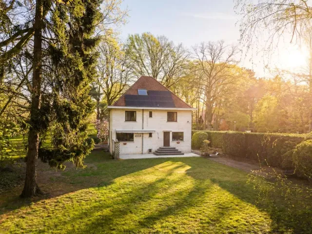 Villa in Sint-Martens-Latem - Latemstraat 126, 9830