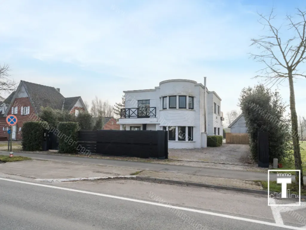 Huis in Sint-Martens-Latem - 1390252 - Kortrijksesteenweg 281, 9830 Sint-Martens-Latem