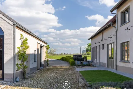 Huis Te Koop Meise