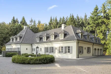 Verhuurd Brasschaat