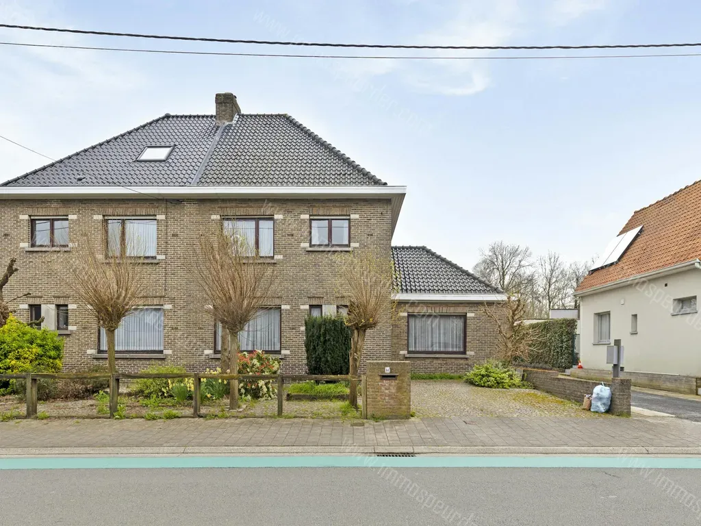 Huis in Beveren-leie