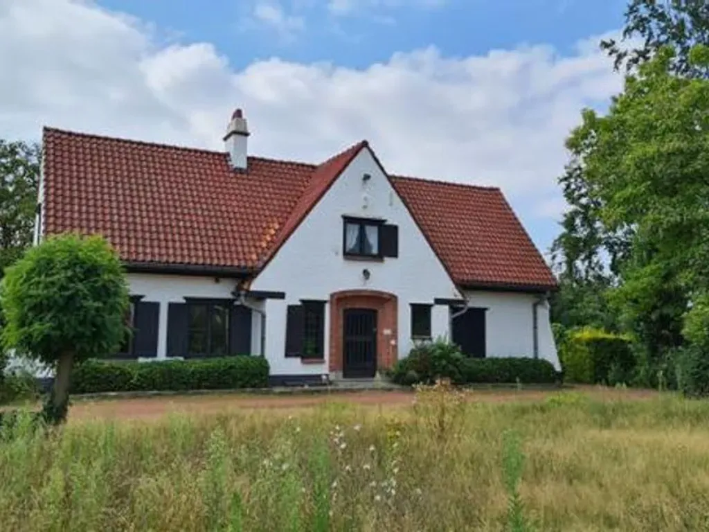 Villa in Deerlijk - 1558885 - Braamakkerstraat 14, 8540 Deerlijk
