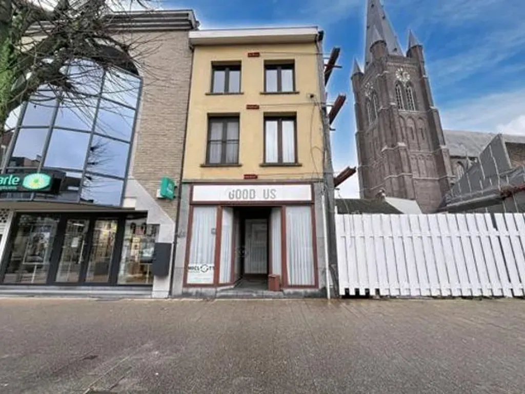Huis in Eeklo - 1558918 - Markt 46, 9900 Eeklo