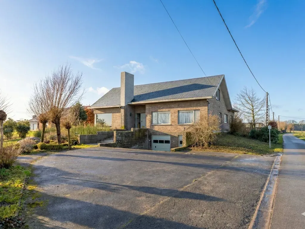 Villa in Hooglede - 1558929 - Delaeystraat 101, 8830 Hooglede