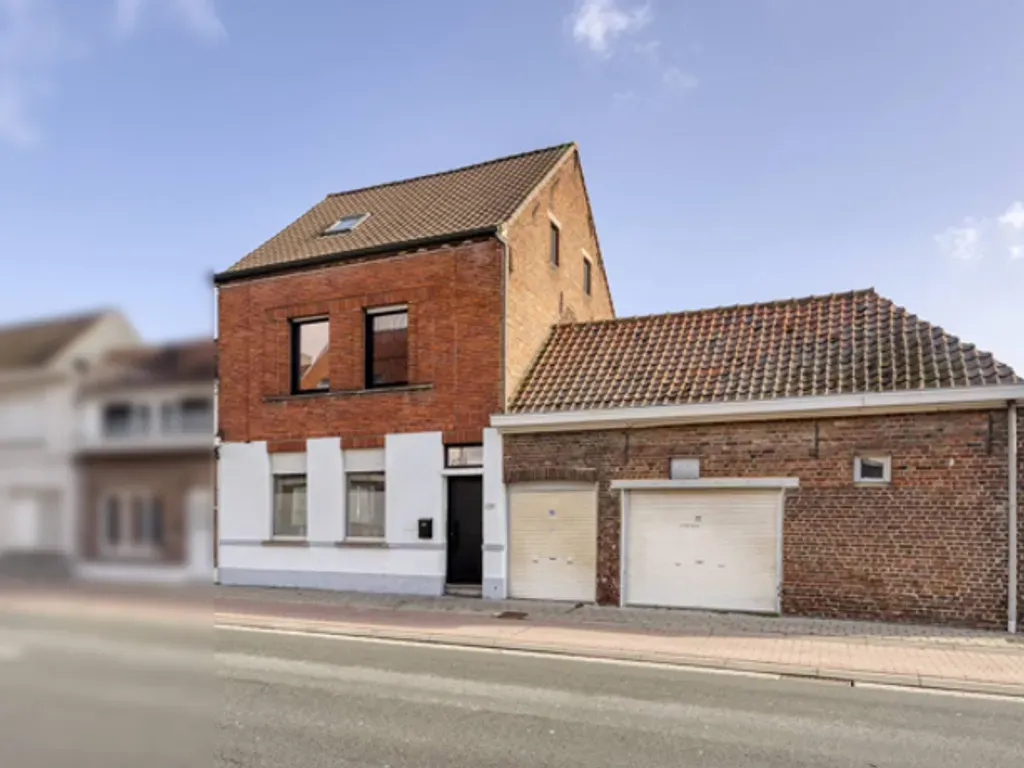 Huis in Izegem - 7673871 - Roeselaarsestraat 570, 8870 Izegem