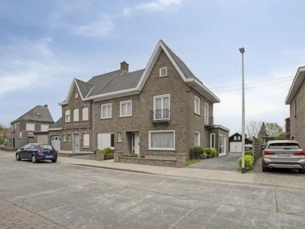 Huis in Izegem - 7673872 - Gravenstraat 22, 8870 Izegem