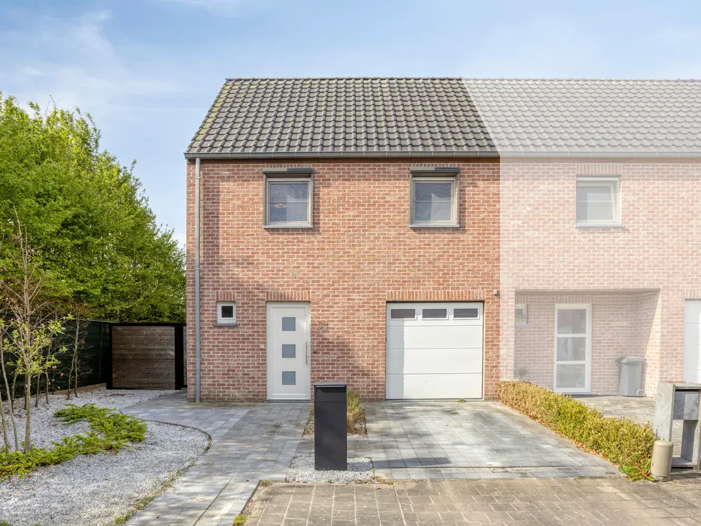 Huis in Ieper - 7673886 - Zesde-Lansierslaan 12C, 8900 Ieper