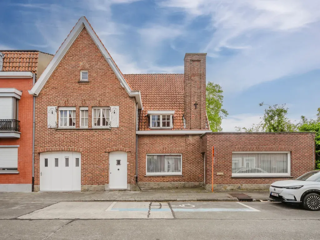 Huis in Bissegem - 7673801 - Koningin Astridlaan 20, 8501 Bissegem