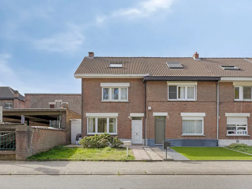 Huis in Boom - 7673944 - Spoorweglaan 23, 2850 Boom