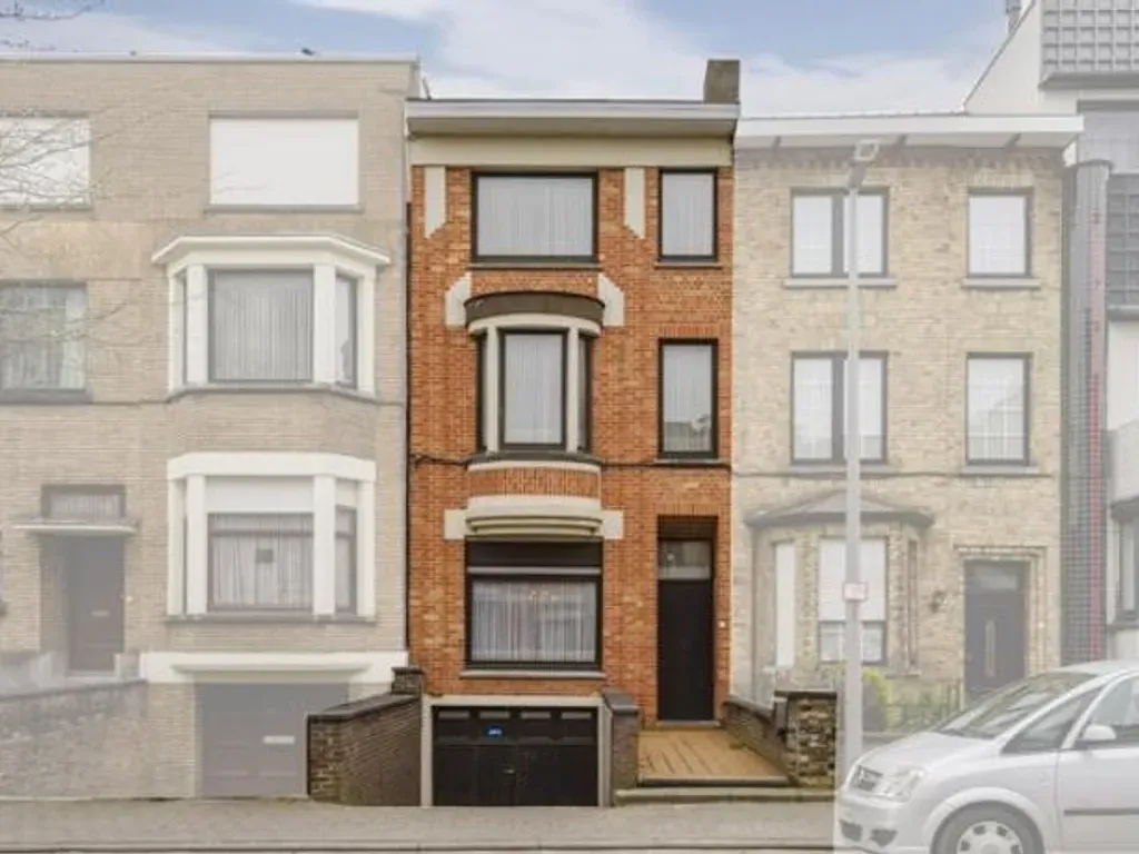Huis in Kortrijk - 7673929 - Jan Breydellaan 92, 8500 Kortrijk