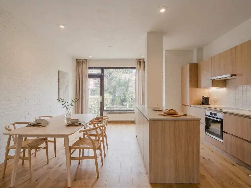 Huis in Kortrijk - 7673929 - Jan Breydellaan 92, 8500 Kortrijk