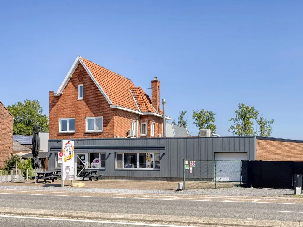 Garage in Dilsen - 7674062 - Rijksweg 365, 3650 Dilsen