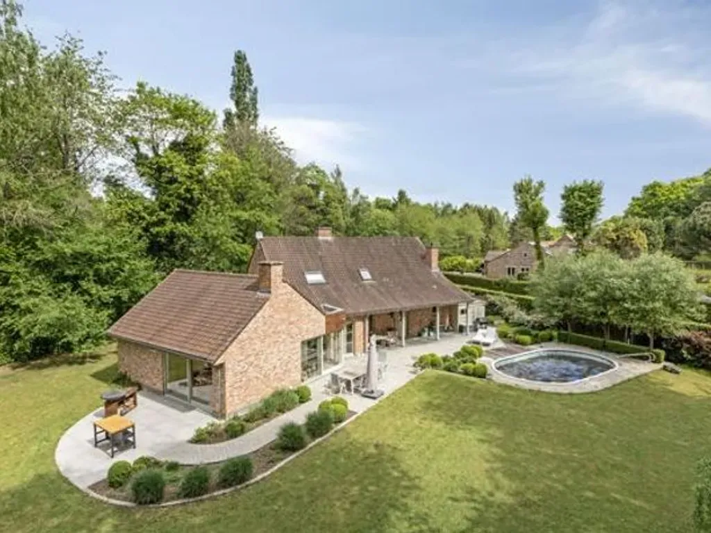 Villa in Bierghes - 7674015 - Dr&egrave;ve Des H&ecirc;tres Rouges - Rode Beukendreef 10, 1430 Bierghes