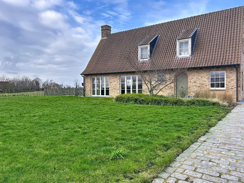 Huis in Torhout - 7674183 - Tegelarestraat 3, 8820 Torhout