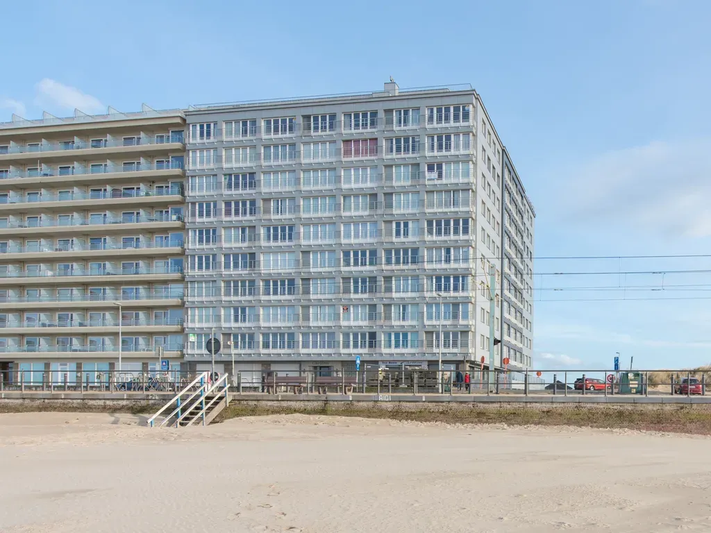 Appartement in Middelkerke - 7674217 - Zeedijk 37, 8430 Middelkerke