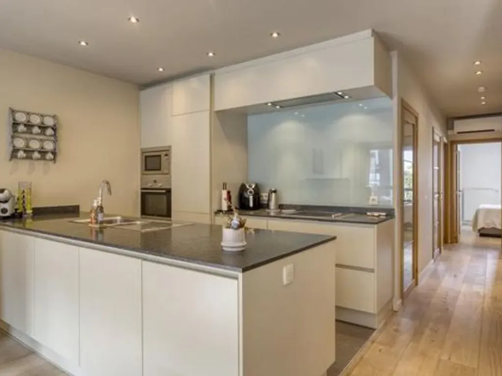 Huis in Brasschaat - 7674351 - Bredabaan 410 bus 2001, 2930 Brasschaat