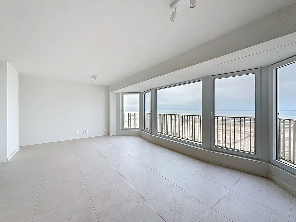 Appartement in Koksijde - 7674391 - Zeedijk 277 bus 301, 8670 Koksijde
