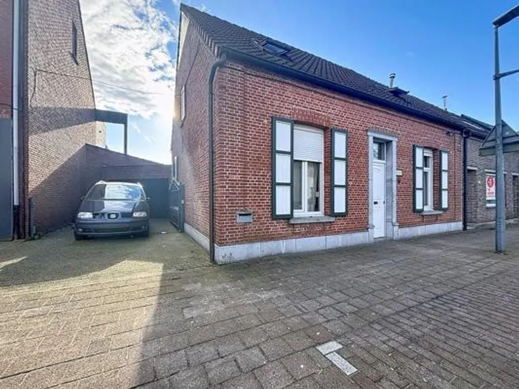 Huis in Wuustwezel - 1558912 - Bredabaan 515, 2990 Wuustwezel
