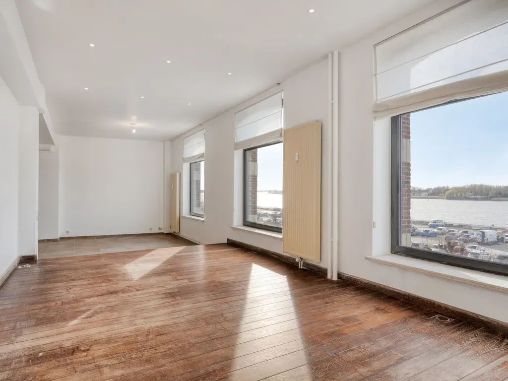 Appartement in Antwerpen - 7672962 - Plantinkaai 1 bus 206, 2000 Antwerpen