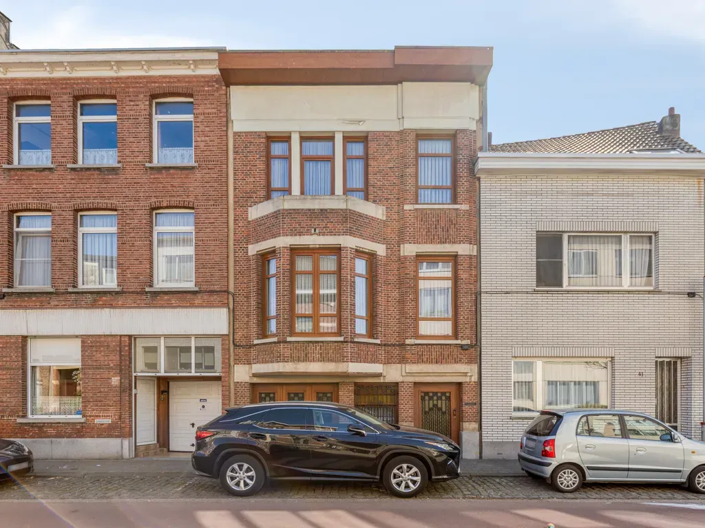 Huis in Merksem - 7673898 - Molenlei 43, 2170 Merksem
