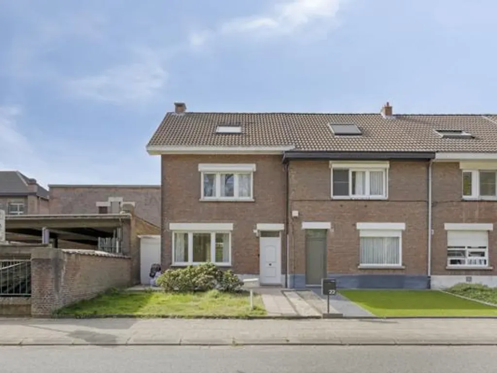 Huis in Boom - 7673944 - Spoorweglaan 23, 2850 Boom