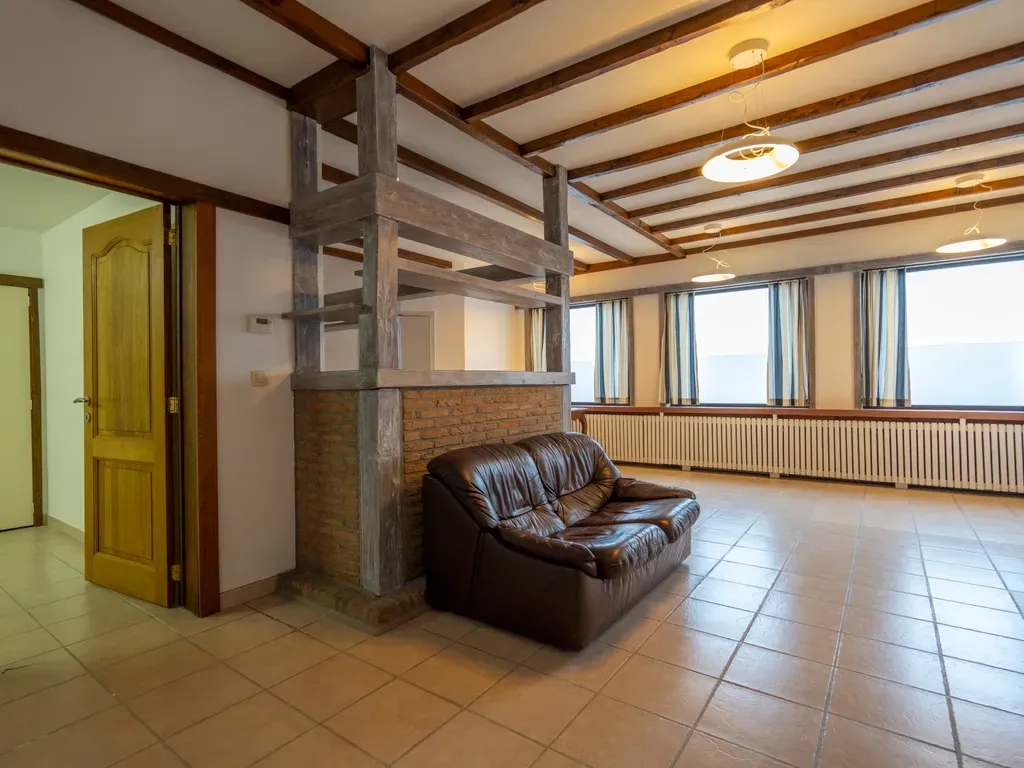 Huis in Rekkem - 7674023 - Moeskroenstraat 695, 8930 Rekkem