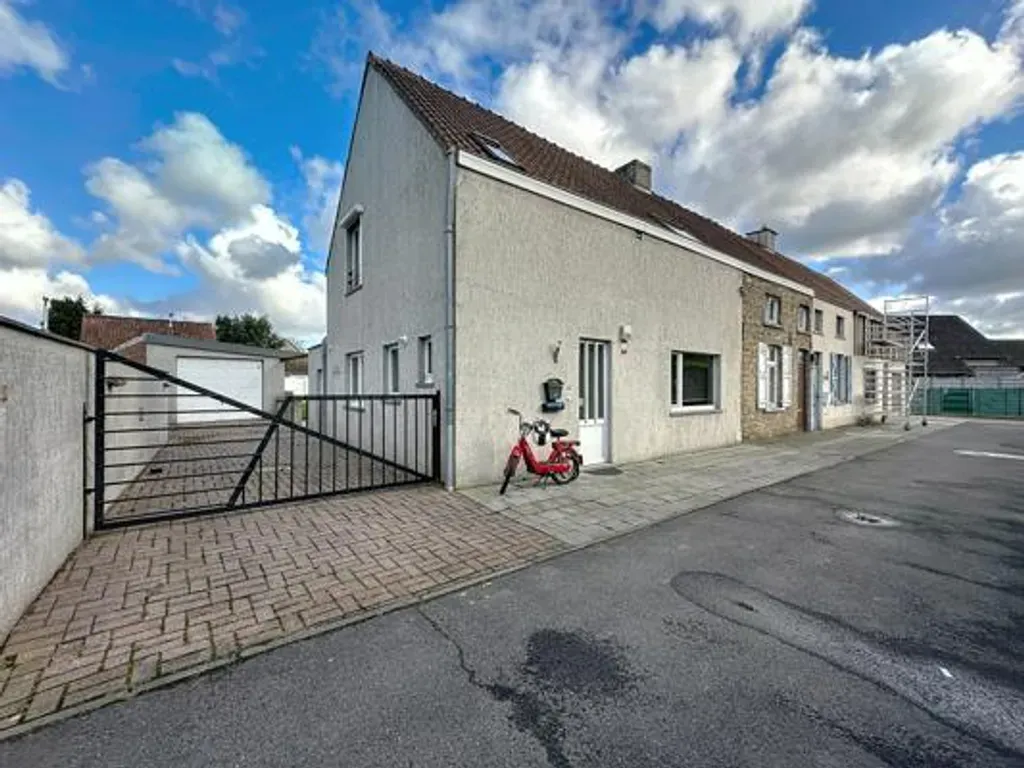 Huis in Oostkamp - 7674128 - Sint-Michielsestraat 45, 8020 Oostkamp