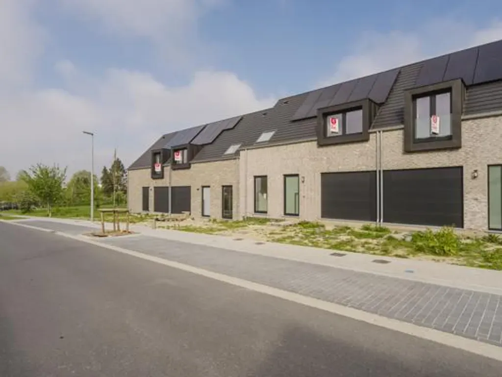 Huis in Kortrijk - 7674137 - Camiel De Stoopstraat 5, 8500 Kortrijk