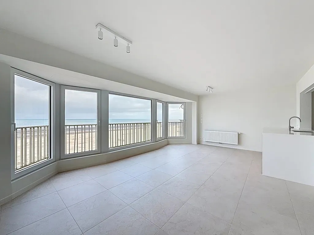 Appartement in Koksijde - 7674391 - Zeedijk 277 bus 301, 8670 Koksijde