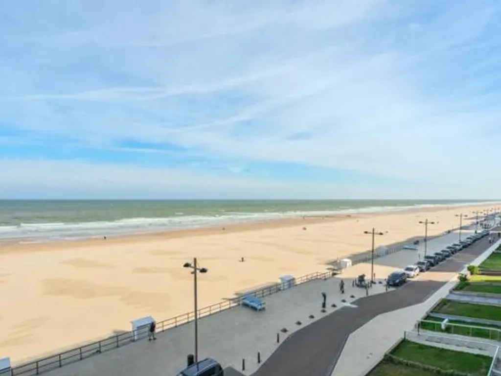 Huis in Middelkerke - 7676489 - Zeedijk 261B, 8430 Middelkerke