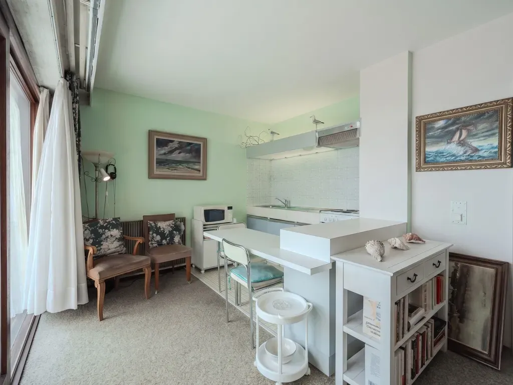 Huis in Middelkerke - 7676495 - Paul De Smet De Naeyerstraat 34, 8430 Middelkerke
