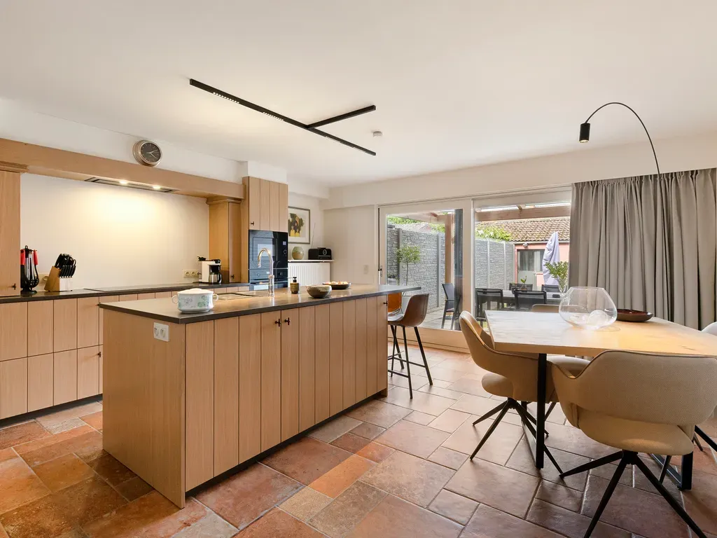 Huis in Brugge - 7676780 - Peterseliestraat 110 bus B, 8000 Brugge
