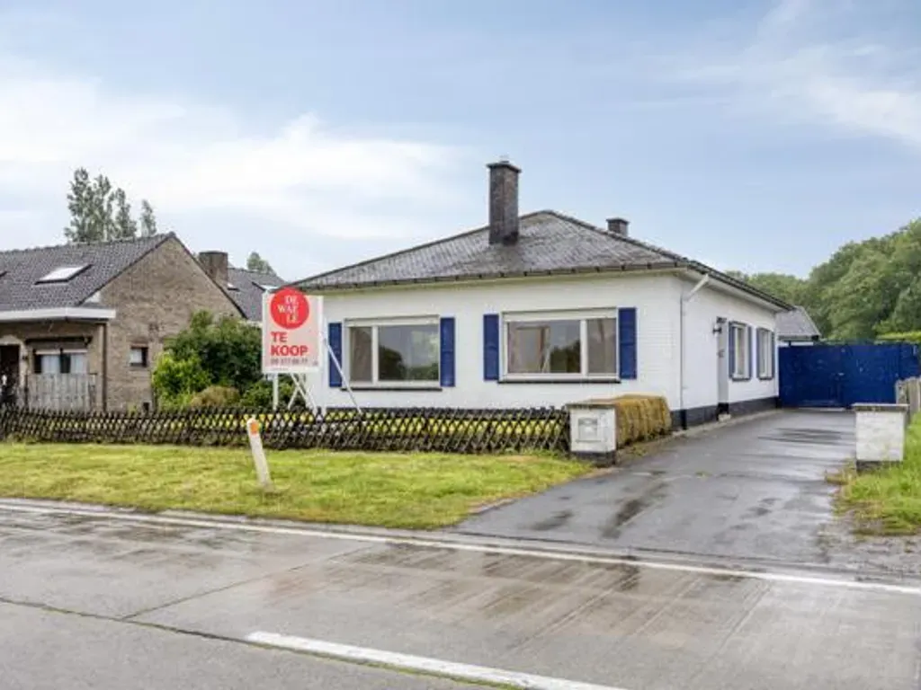 Huis in Ursel - 7676794 - Urselseweg 190, 9910 Ursel