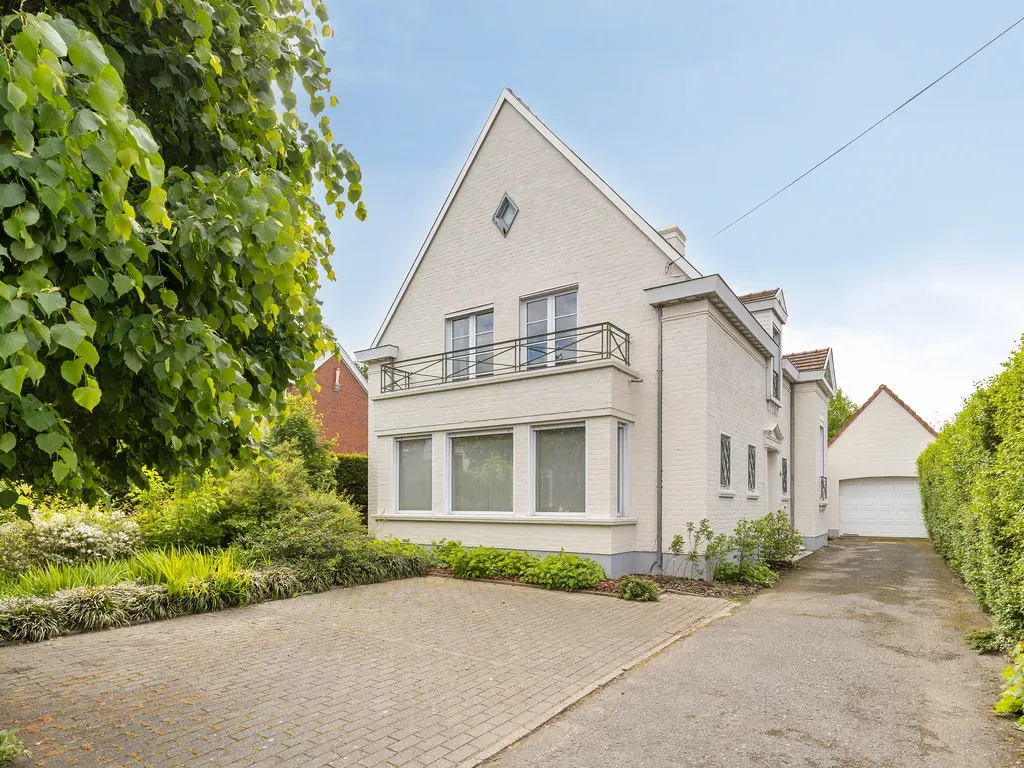 Villa in Roeselare - 7676849 - Rumbeeksesteenweg 288, 8800 Roeselare