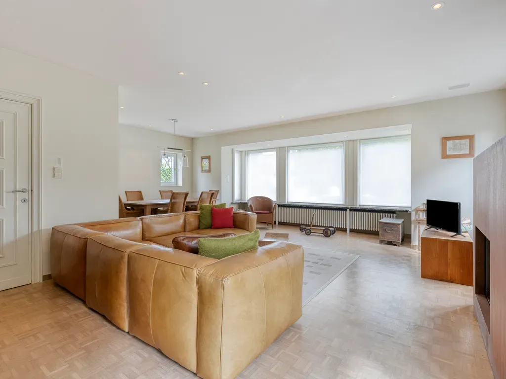 Villa in Roeselare - 7676849 - Rumbeeksesteenweg 288, 8800 Roeselare