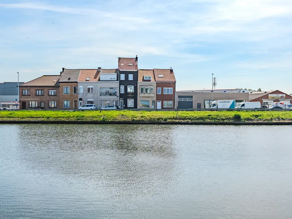 Huis in Oostende - 7676883 - Oudenburgsesteenweg 11, 8400 Oostende