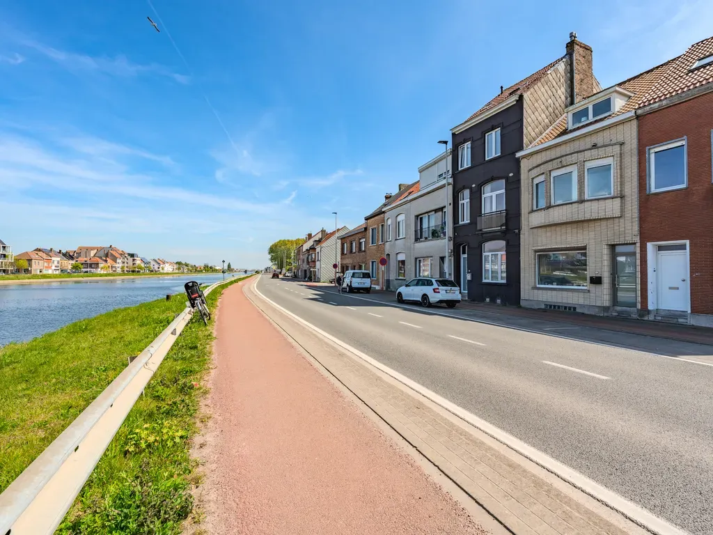 Huis in Oostende - 7676883 - Oudenburgsesteenweg 11, 8400 Oostende