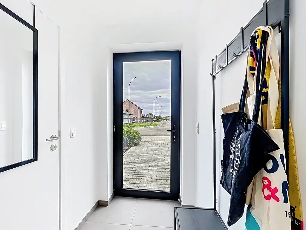 Huis in Eeklo - 7677033 - Broeders van Liefdestraat 1, 9900 Eeklo
