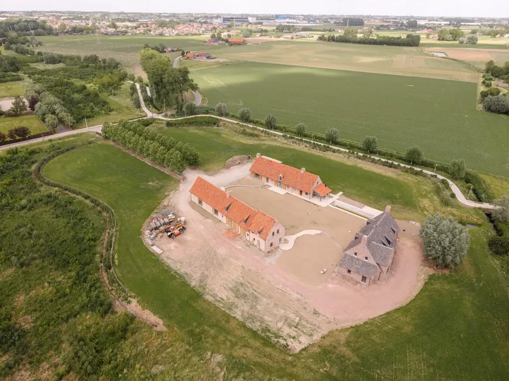 Huis in Roeselare - 7690995 - Beverseaardeweg 102, 8800 Roeselare