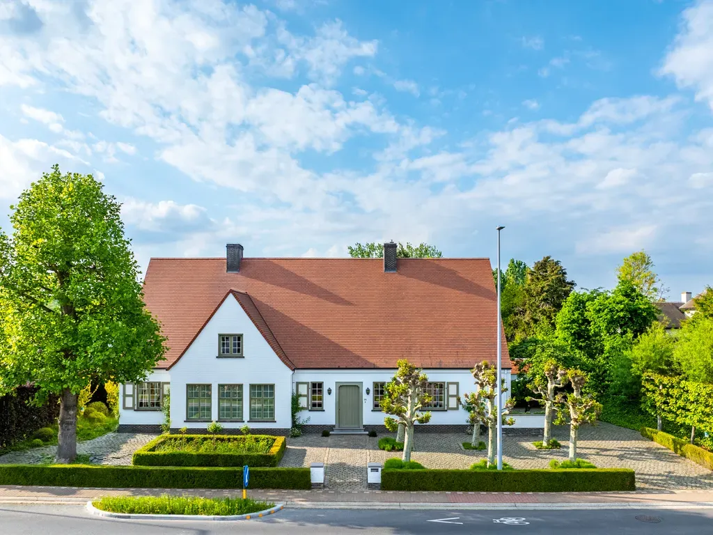 Villa in Rumbeke - 7691088 - Maria's-Lindestraat 84, 8800 Rumbeke