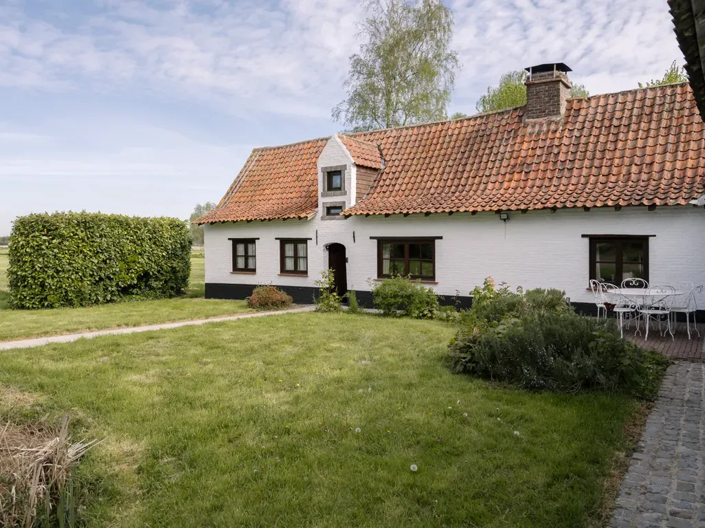 Huis in Lotenhulle - 7691096 - Nevelestraat 102, 9880 Lotenhulle