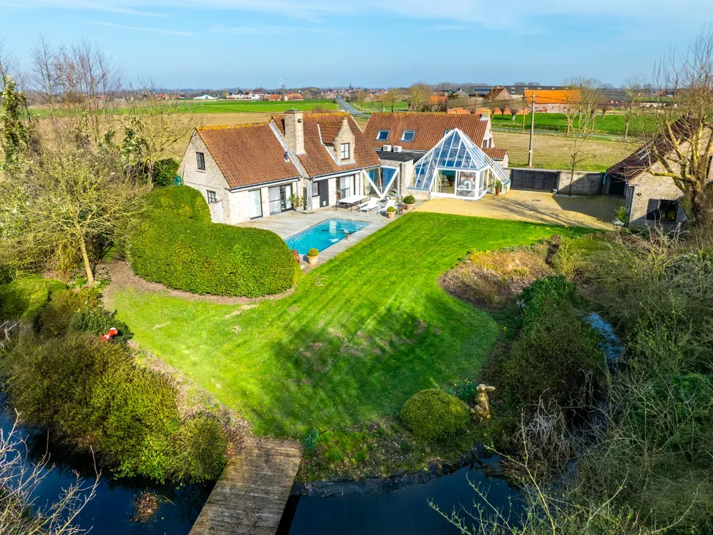 Villa in Krombeke - 7691106 - Handstraat 9, 8972 Krombeke