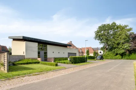 Villa Te Koop Roeselare