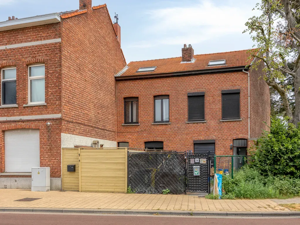 Huis in Kapellen - Koningin Astridlaan 1, 2950
